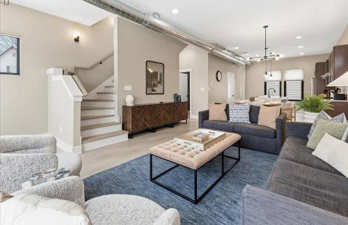 Brand New 5BR house & Carriage House near Downtown - Foto 12