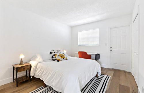 Lovely 2 BR Condo With Free Parking on Premises - Foto 17