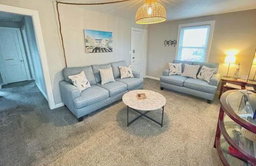 Seas the Day - 4 blocks to the beach, restaurant, and bar district - great deck and outdoor space!! - Foto 28