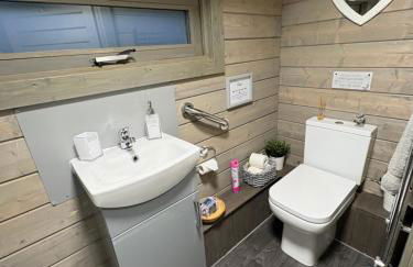 Daisy Cabin - Photo 17