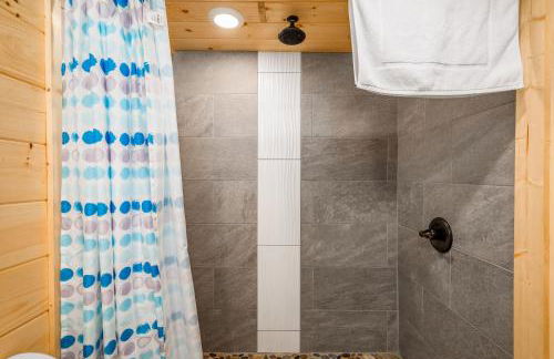 Arbutus Lakeview Retreat I Ice Fishing l Near TC! - Foto 9