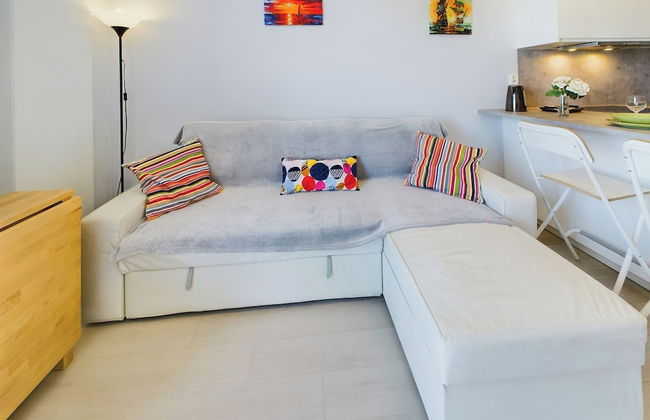 Apartment With Parking Gdynia by Renters - Photo 14