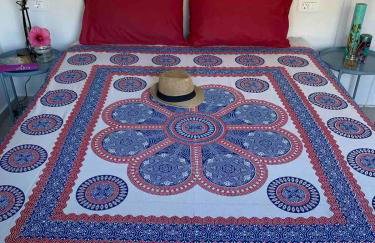 Julietta Suites - Photo 23