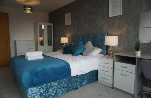 Penthouse - Amazing City Skyline Views - Free Parking - Balcony - Utilita Arena - New St Station - Bullring Shopping - Foto 32