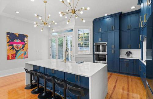 Modern Home Overlooking Downtown - Foto 8