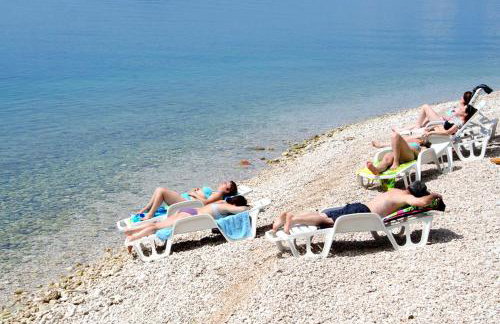Apartments by the sea Igrane, Makarska - 22690 - Foto 6