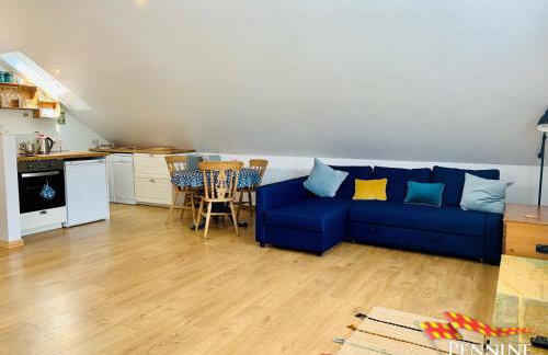 The Boat House, Spacious Village Apartment - Foto 9