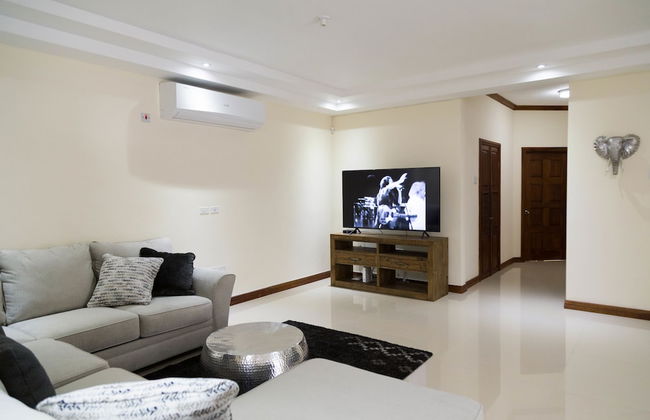 Luxury 3 Level Town House - Foto 24