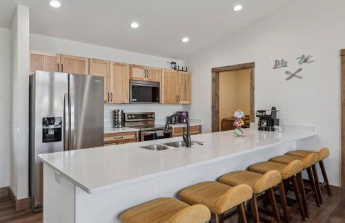 New Listing Lakeside Beach Sleeps 15+ Pet friendly - Foto 4