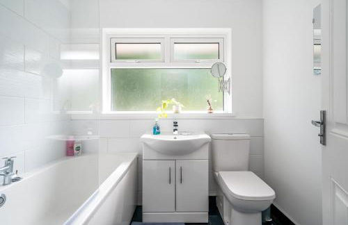 Stunning Home over Belfast City 11 minutes to Belfast City Centre - Foto 28