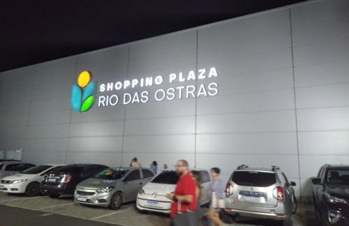 Luias, apartamento ao lado do shopping plaza e atacadão com wi-fi , tv grátis van na porta - Photo 48