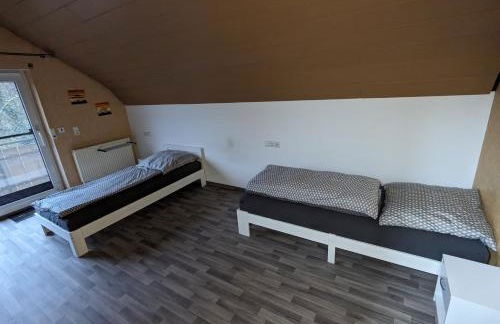 Ferienhaus Stein, TOP Monteurwohnung, sehr groß, 4 Einzelzimmer, Doppelzimmer, Übernachtung bis zu 8 Personen möglich - Foto 13