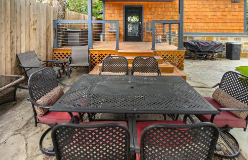 Dog-friendly home with large patio, W/D & central AC - Foto 24