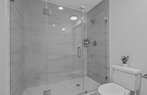 Stylish Retreat, Large Pool! Pet & Family Friendly - Foto 4