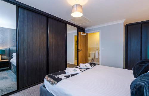 Kinship House by YourStays - Stunning Holiday Home in the Suburbs - Foto 35