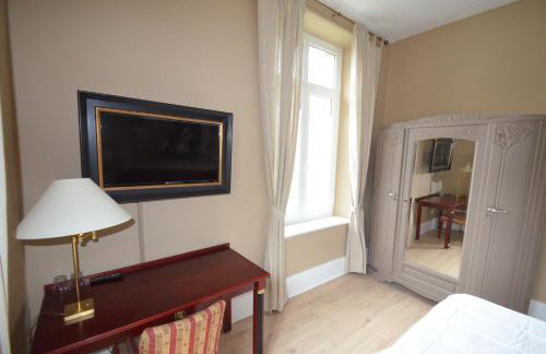 L'Empereur, sa Femme et le petit Prince - Foto 21