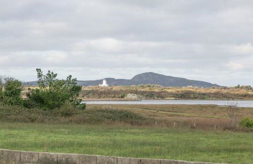 Peaceful property with stunning views - Pass the Keys - Photo 35