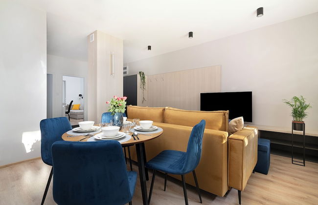 EASY RENT Apartments- KOSMOS - Photo 10