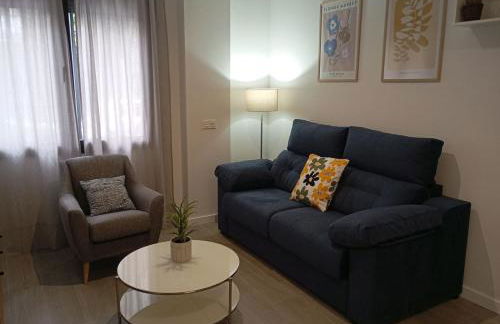 Virgen del Valle, los Remedios, junto al centro y Triana, Sevilla - Foto 7