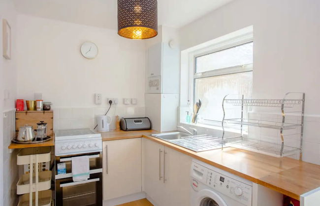 Stylish 4BD House With Private Garden - Stratford - Foto 11