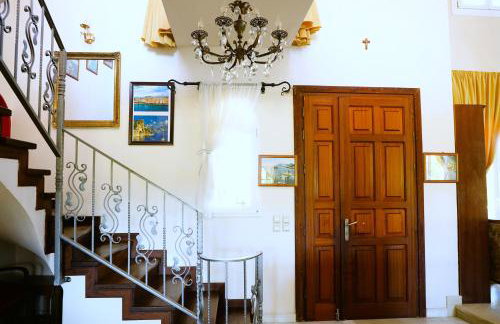 Private Villa AKOBARA, 2km from city center - Foto 24