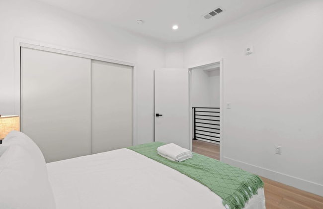 Not Affected by the Fire/modern 5BR Home With Parking, Near LA Attractions #4 - Foto 18