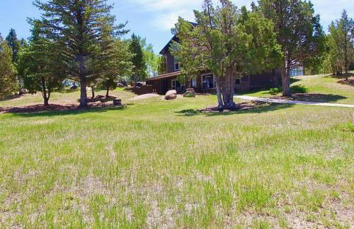 New! Lower Level Ranch Home - 10 mins to Town - Foto 15