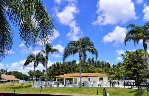 Florida Condos on Lake Tarpon - Foto 49