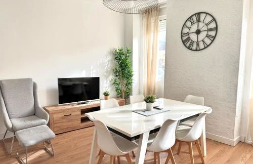 Vlc Center 4 Room Apartment - Photo 1