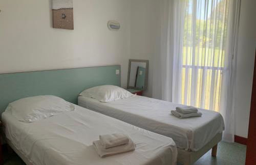 HOSTA Piscine Vue Montagnes - Foto 11