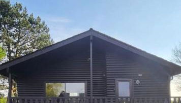 Hideaway Lodge - Photo 1