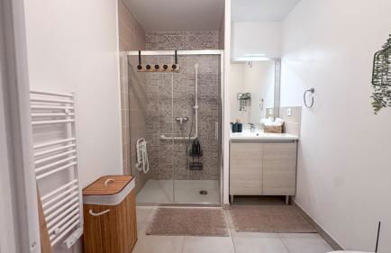 Studio récent avec terrasse Airbus Aéroport - Foto 33