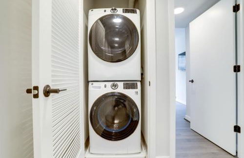 Stylish Condo at Clarendon with Rooftop Views - Foto 32