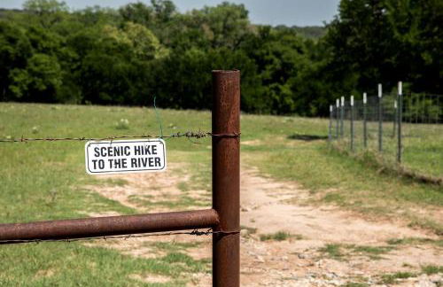 Spacious Cottage Rental for Group Getaway on Ranch near Dallas, Texas - Foto 21