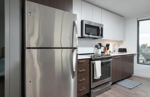 Central Serene Penthouse w King bed GYM Parking - Foto 25