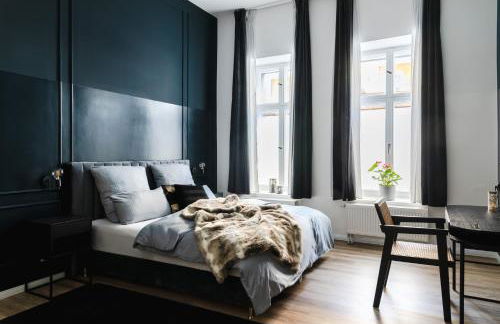 Exklusive Luxus-Unterkunft in Berlin Mitte: 2 Apartments, 130m², Designer-Möbel, Co2 neutrale Reinigung - Foto 2