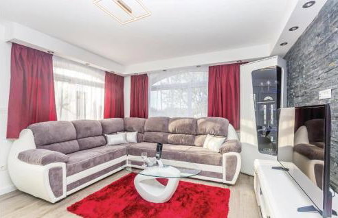 Nice Apartment In Krk With Wifi - Photo 23