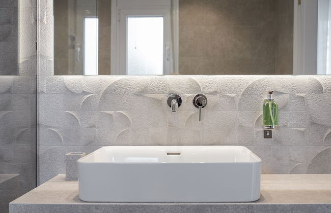 Athenian Grand Riviera Villa - Photo 58