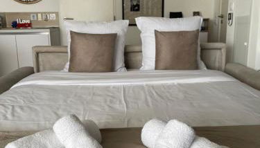 Q&R Renting - Appartement luxueux et Suites Design - Parking AC Mer - Foto 3