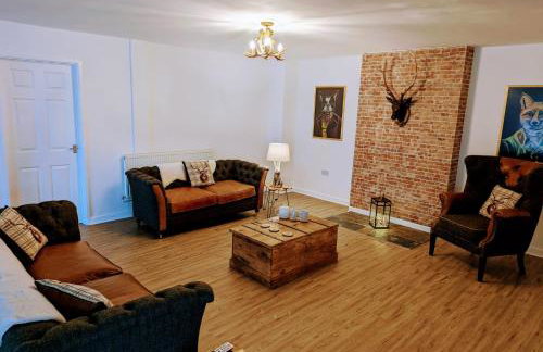 Country Lodge Retreat - Photo 3