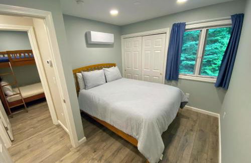 R7 Ski-in Ski-out Bretton Woods Townhome on 2-mile home trail Mt Washington views - Foto 16