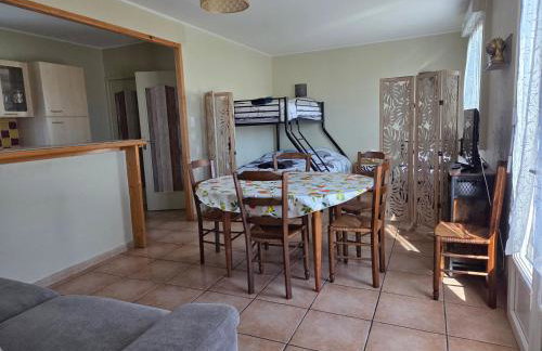 Maison individuelle pour vacances ou travail à 3 min du pal, 5 min Dompierre sur besbre, 20 min de moulins,tout confort, prêt à vous accueillir - Photo 5