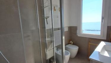 La finestra sul mare - Foto 5, Shower