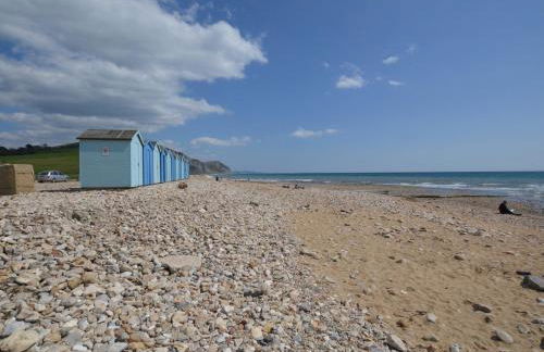 1 Bed in Charmouth 41890 - Photo 15