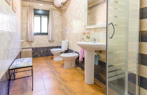 Stunning Home In Ubrique With Kitchen - Foto 32