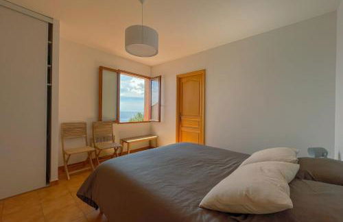 Sea-view villa for 11 guests with a heated infinity pool - Foto 19