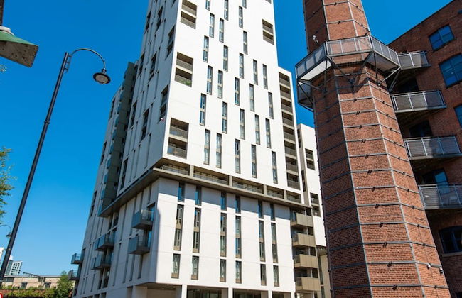 The Assembly - Foto 1