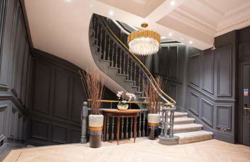 Spacious 3-Bed Retreat - Modern & Super Central - Foto 41