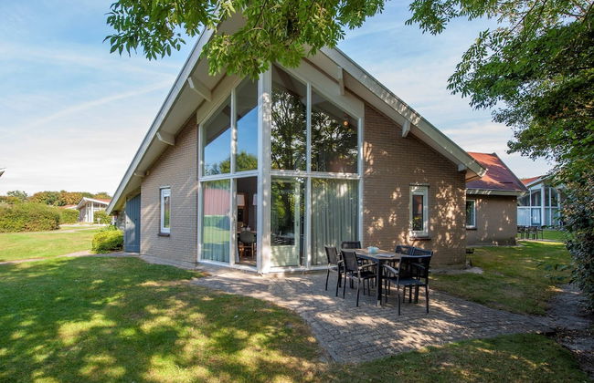 Restyled Bungalow with Dishwasher near Cozy Domburg - Foto 1