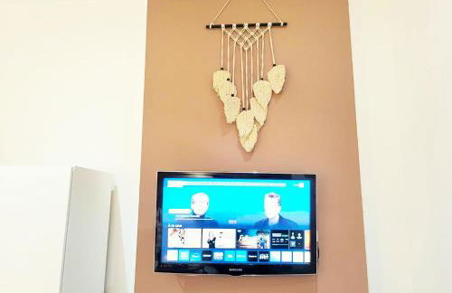 LeRelaisdOdile Appart Charmant Proche Gare Cambrai - Wifi - Hyper Centre - Foto 4